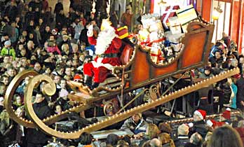 Sbs6 kerstparade, de kerstman in de arreslee, Almere 22-12-2007