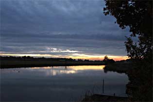 Putvielen na zonsondergang, nabij Herpen 31-10-2010