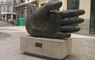 Hand als kunst, Malaga 28-8-2008