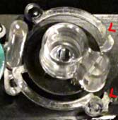 Defect Thermaltake M9 systeemkast knopje, achterzijde frontpaneel